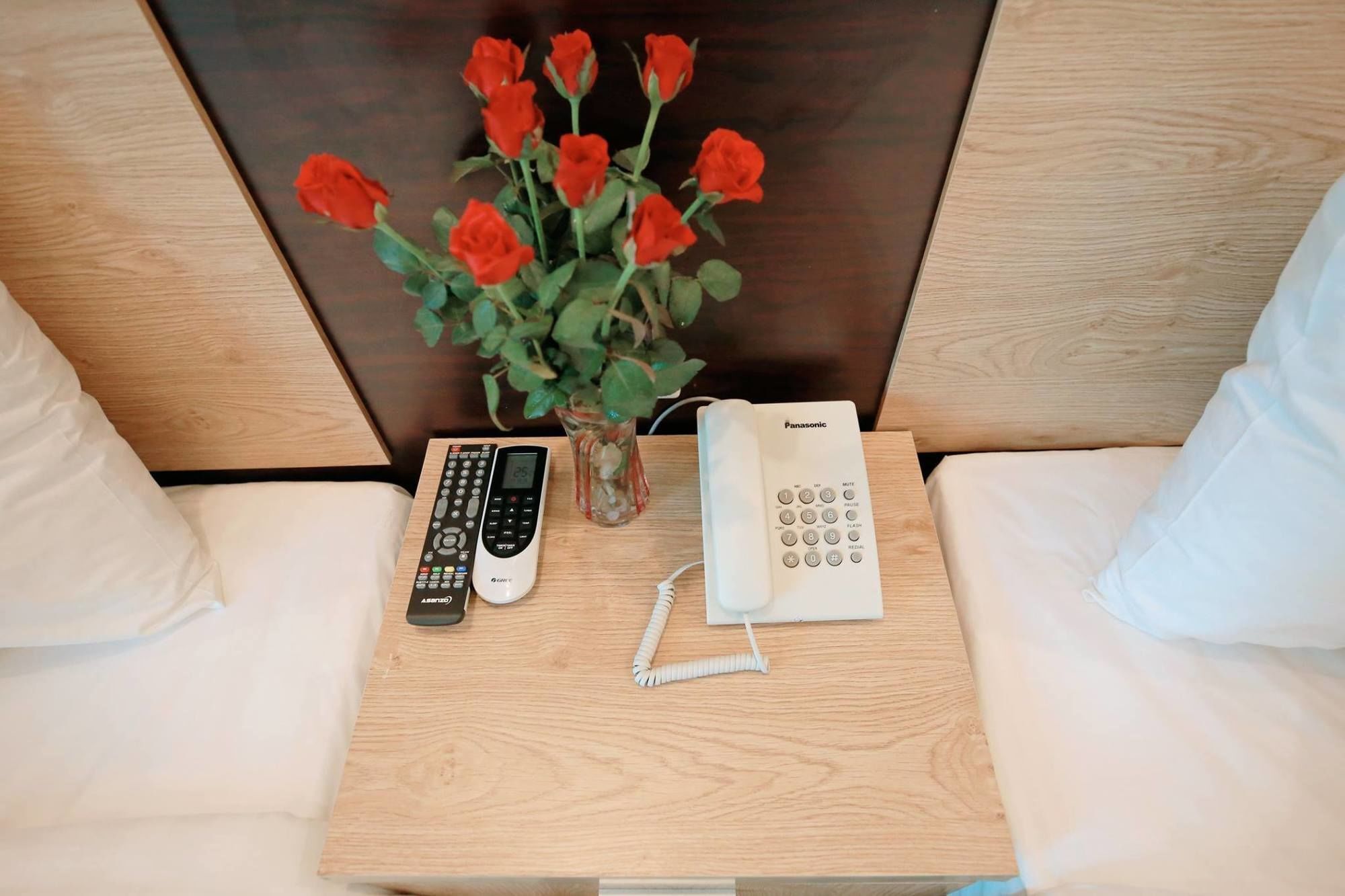 Anova Airport Hotel - Convenient & Friendly Нойбай Экстерьер фото