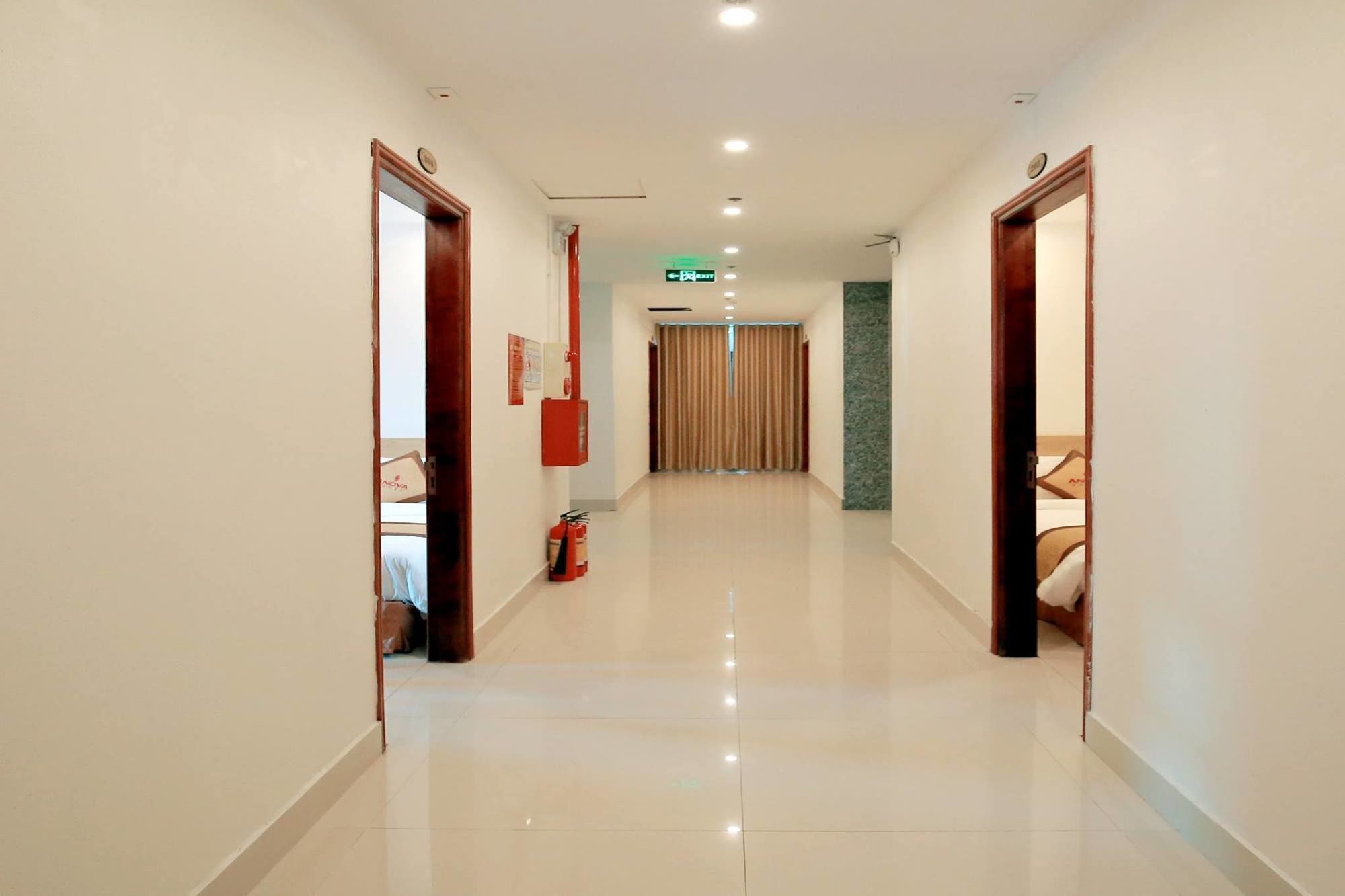 Anova Airport Hotel - Convenient & Friendly Нойбай Экстерьер фото